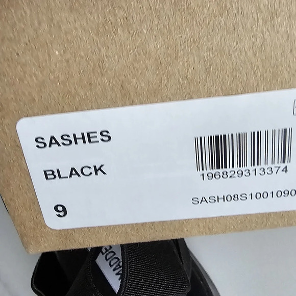 Steve Madden Platform Elastic stretch strap sandals - Picture 5 of 5